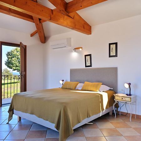 Domaine Punta Della Guardia Villa Vue Mer Dans Nature Protegee, Plage A 1,5 Km Сервион Екстериор снимка